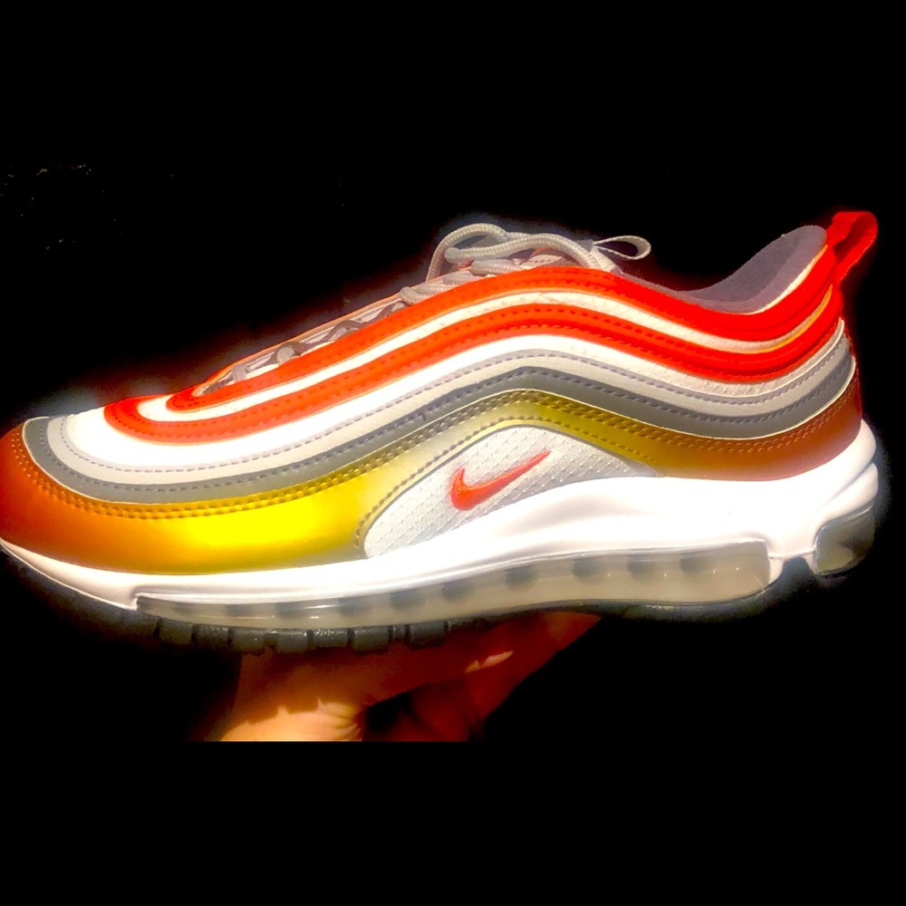 Nike Air Max Tennis Shoes NWT